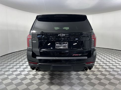 Used 2025 Chevrolet Suburban RST w/ Sun And Tow Package image 8