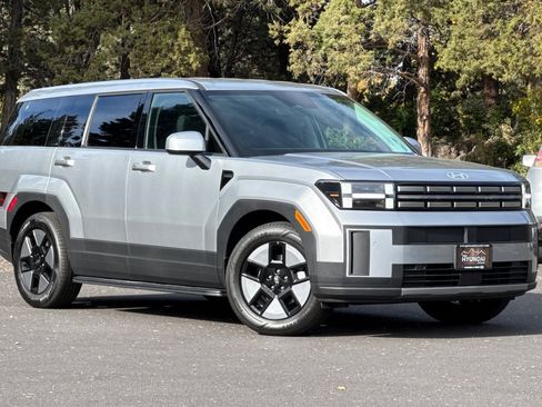 New 2026 Hyundai Santa Fe SE image 2