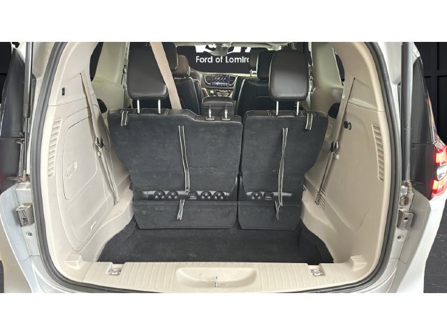 Used 2024 Chrysler Pacifica Limited FWD image 26