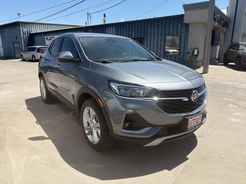 Used 2022 Buick Encore GX Preferred w/ Cold Weather Comfort Package AWD/4WD image 2