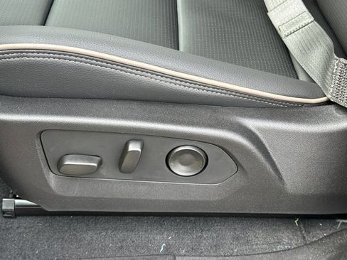 New 2026 GMC Canyon Denali image 18