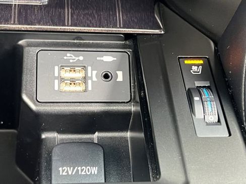 Used 2022 Lexus GX 460 Premium image 6