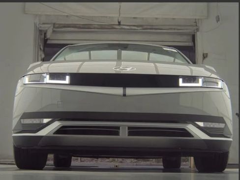 Used 2024 Hyundai Ioniq 5 SE RWD image 7