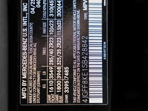 Used 2025 Mercedes-Benz GLS 63 AMG 4MATIC image 67