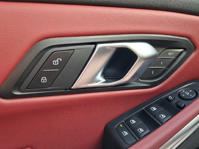 Used 2025 BMW M340i w/ Premium Package RWD image 10