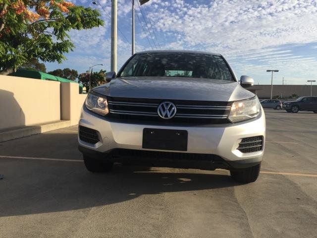 Used 2013 Volkswagen Tiguan S FWD image 5