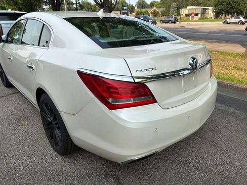 Used 2014 Buick LaCrosse Premium w/ Driver Confidence Package FWD image 4