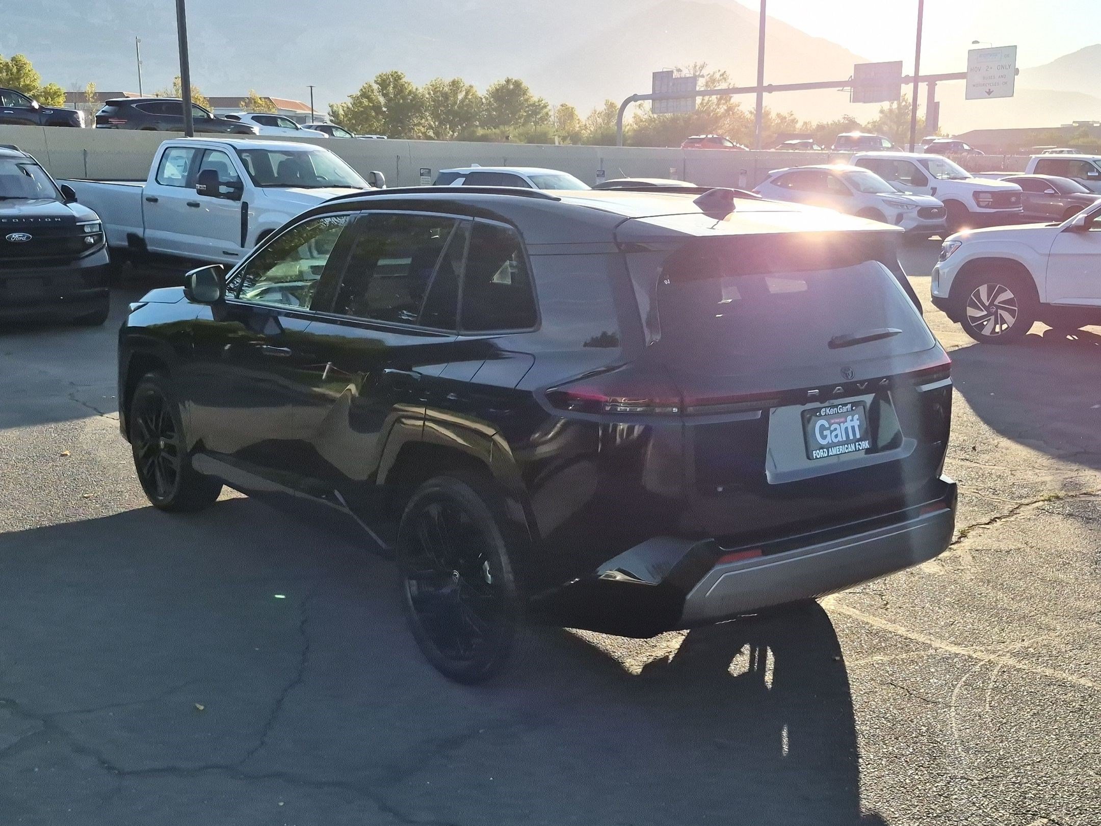 Used 2026 Toyota RAV4 XSE AWD/4WD image 9