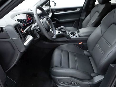 Certified 2026 Porsche Cayenne S AWD/4WD image 22