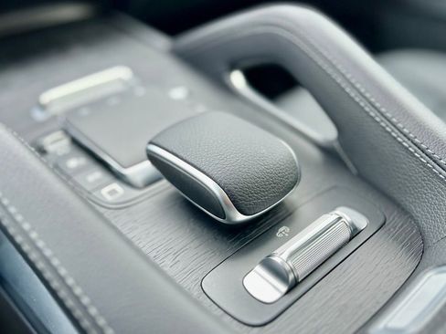 Certified 2026 Mercedes-Benz GLS 450 4MATIC image 21