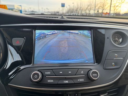 Used 2020 Buick Envision Preferred image 4