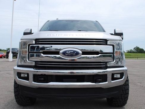Used 2018 Ford F250 Lariat AWD/4WD image 9