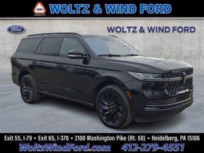 Used 2025 Lincoln Navigator Reserve w/ Jet Appearance Package
