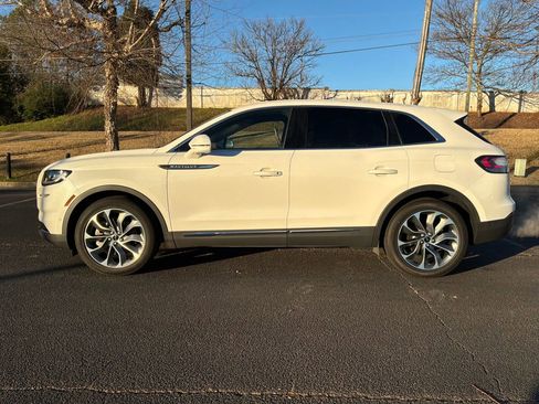 Certified 2023 Lincoln Nautilus Reserve image 24