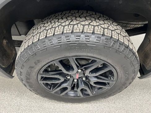 Used 2024 GMC Sierra 1500 Pro w/ Graphite Edition image 14