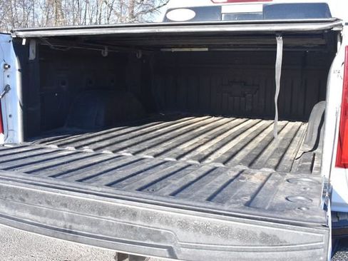 Certified 2021 Chevrolet Silverado 1500 LT Trail Boss w/ Convenience Package II image 21