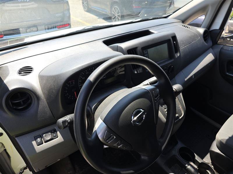 Used 2020 Nissan NV200 SV FWD image 11