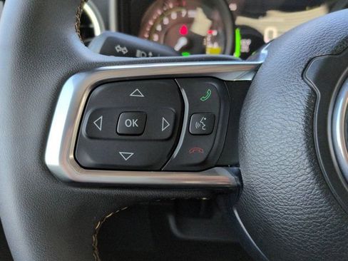 Used 2024 Jeep Wrangler Unlimited Sahara AWD/4WD image 23