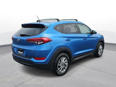 Used 2016 Hyundai Tucson SE w/ Option Group 02 AWD/4WD image 5