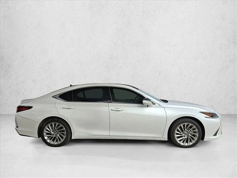 Used 2021 Lexus ES 350 Ultra Luxury image 4