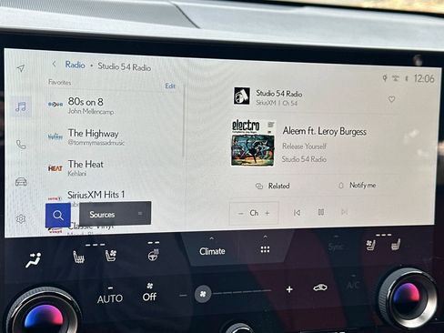 Used 2025 Lexus NX 450h+ F Sport image 24