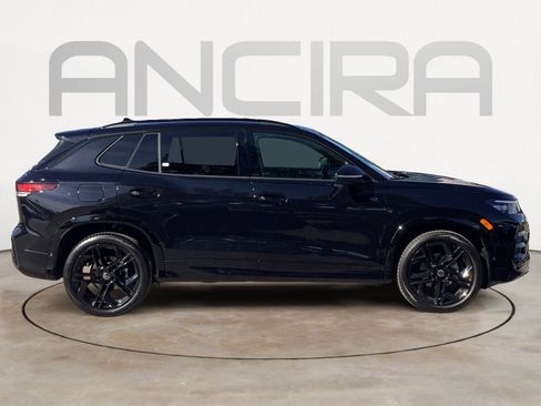 New 2026 Volkswagen Tiguan SE R-Line FWD image 9