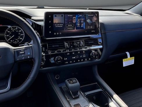 New 2026 Nissan Pathfinder Rock Creek image 6