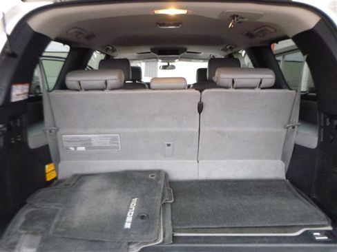 Used 2014 Toyota Sequoia Platinum image 24