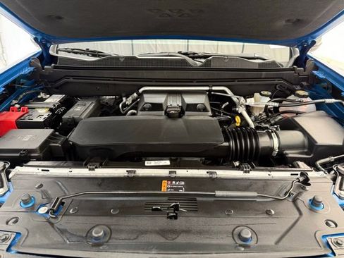 Used 2024 Chevrolet Colorado Z71 w/ Advanced Trailering Package image 9