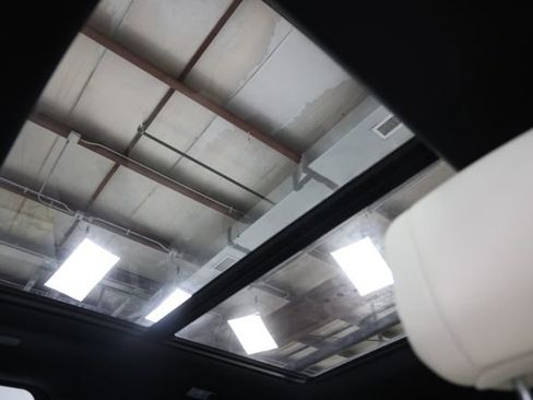 Used 2025 Toyota Sequoia Capstone AWD/4WD image 24