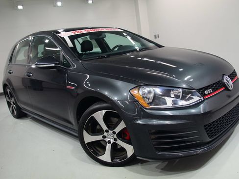 Used 2016 Volkswagen GTI 4-Door FWD image 10