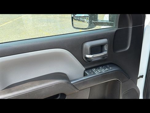 Used 2019 Chevrolet Silverado 2500 W/T AWD/4WD image 7
