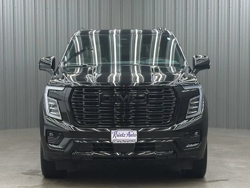 Used 2026 GMC Yukon Denali Ultimate AWD/4WD image 8