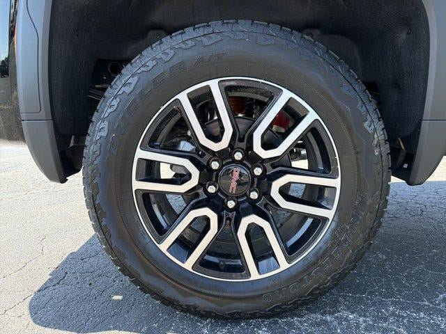 New 2026 GMC Sierra 1500 AT4 w/ Technology Package AWD/4WD image 19