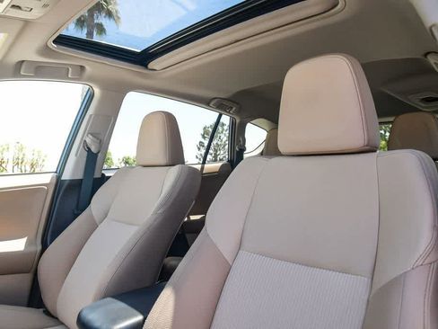 Used 2013 Toyota RAV4 XLE FWD image 17