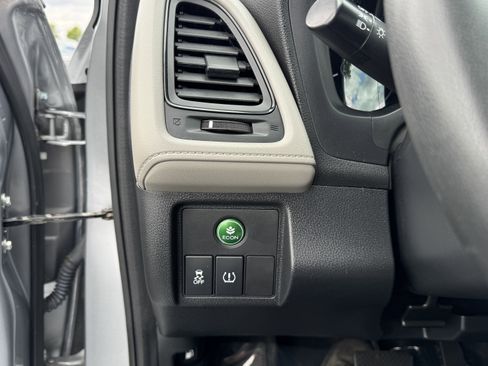 Used 2022 Honda HR-V LX image 16