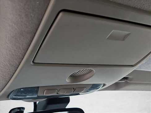 Used 2014 Ford Fiesta Titanium image 20