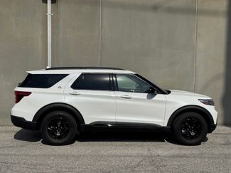 Used 2022 Ford Explorer Timberline w/ Timberline Technology Package AWD/4WD video 3