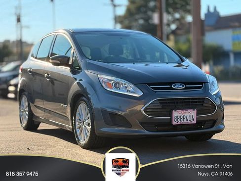 Used 2017 Ford C-MAX SE w/ Equipment Group 201A FWD image 1