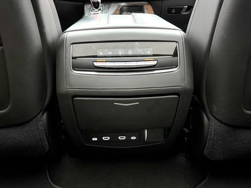 Used 2021 Cadillac Escalade Sport Platinum w/ LPO, ONYX Package image 21