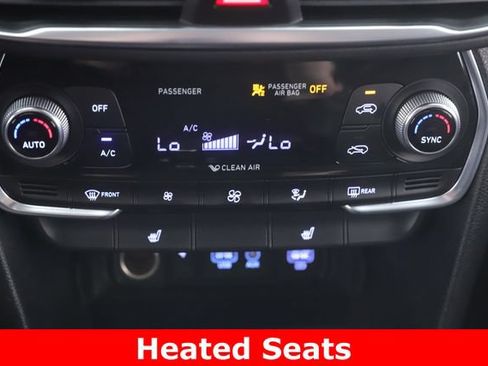 Used 2020 Hyundai Santa Fe SEL w/ Convenience + Premium Package FWD image 3