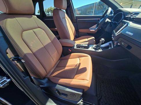 Used 2025 Audi Q3 2.0T Premium Plus w/ Premium Plus Package AWD/4WD image 11