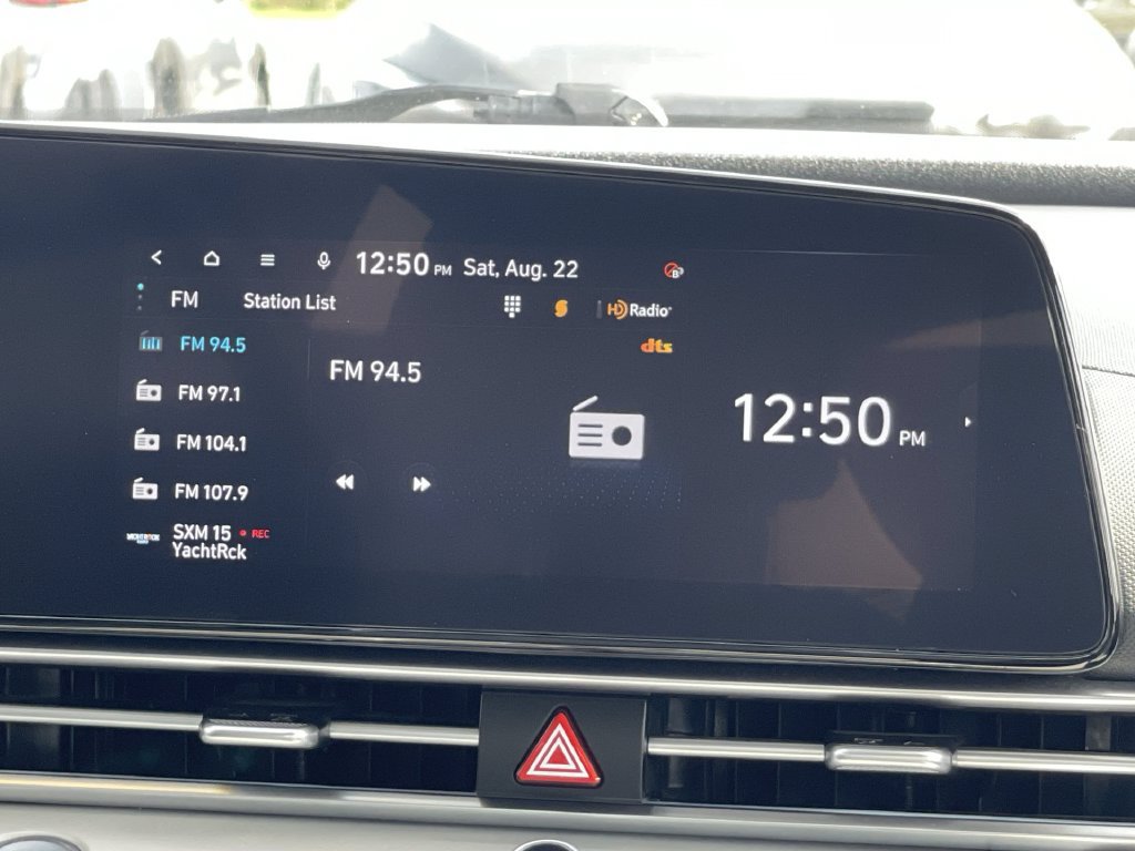 Used 2024 Hyundai Elantra Limited FWD image 34
