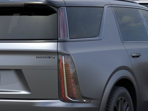 New 2026 Cadillac Escalade IQL Sport 2 w/ LPO, ONYX Package AWD/4WD image 11