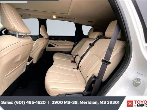 Used 2024 INFINITI QX60 Pure image 18