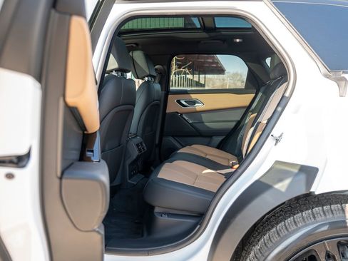 New 2025 Land Rover Range Rover Velar Dynamic HSE image 21