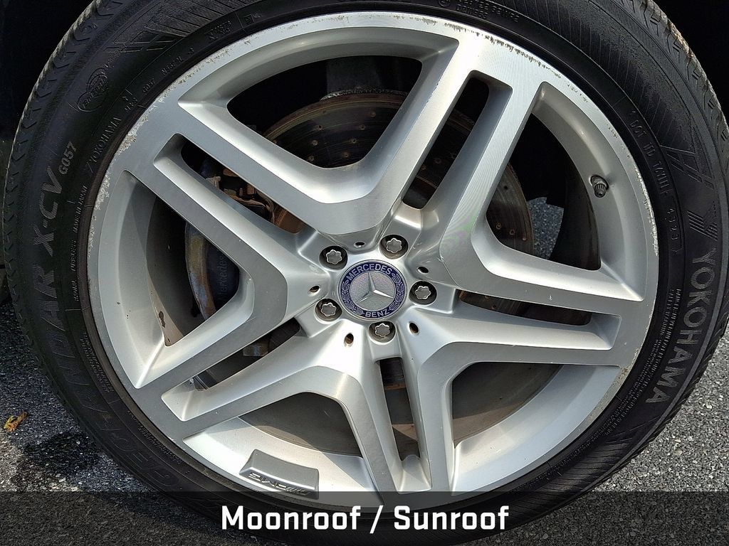 Used 2015 Mercedes-Benz GL 550 4MATIC image 10