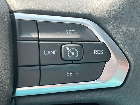 Used 2022 Jeep Compass Altitude image 26