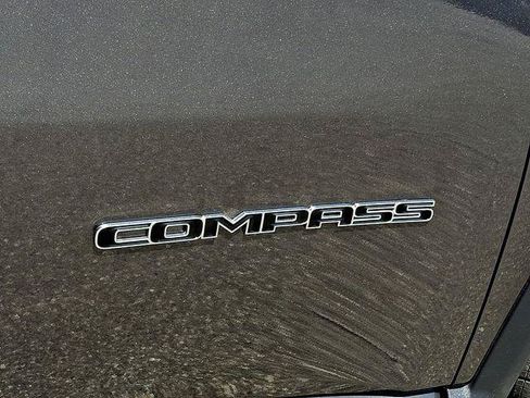 Certified 2022 Jeep Compass Limited AWD/4WD image 28