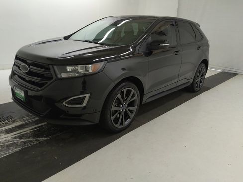 Used 2015 Ford Edge Sport w/ Equipment Group 401A AWD/4WD image 2